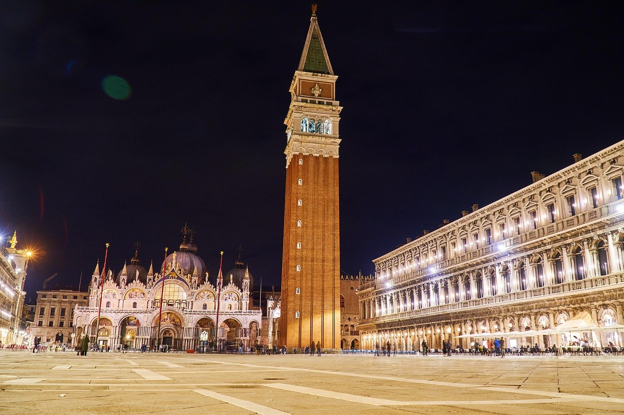 a picture of St. Mark's Square
